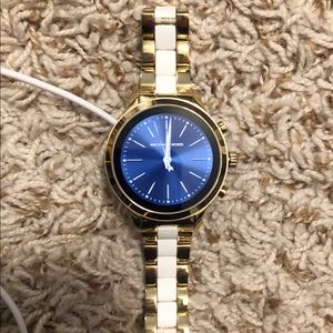 MK Access Smartwatch - barely worn